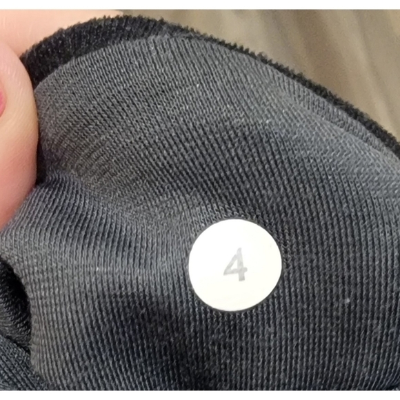 Lululemon Cropped Leggings - Picture 7 of 7